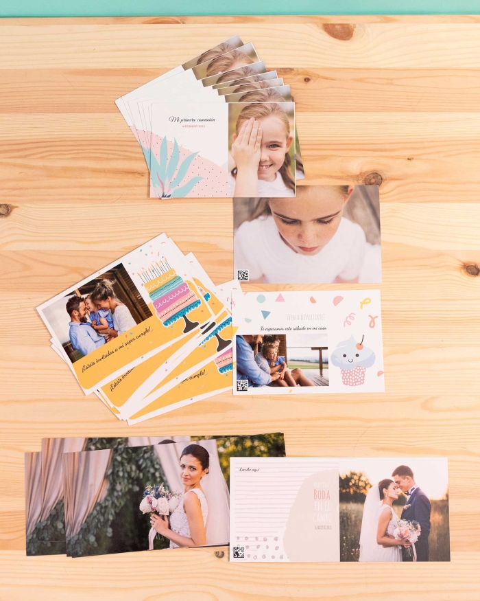 Invitaciones de Fotoprix, un producto de imprenta personalizado con fotos ideal para dar regalar a alguien para que lo pueda tener en su hogar a modo decorativo.