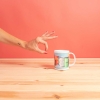 Regalos de Fotoprix, foto detalle de una taza irrompible personalizada. Alegra cada uno de tus desayunos con tu foto favorita. No te preocupes si se te cae de la emoción, es a prueba de golpes!