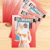 Folletos de Fotoprix en mesita de tu hogar, un producto de imprenta personalizado con fotos. Puedes meter tantos textos e imágenes como quieras.