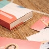 Imprimir copias Fotoprix, foto detalle de las fotos que guarda esta happy box pro. Conserva tus fotos especiales en esta cajita divertida, elige el modelo que más te guste.