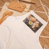 Regalos de Fotoprix, foto detalle de un delantal personalizado. Usa tu foto favorita y disfrutarás ese momento especial mientras cocinas de la forma más original.