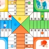 Regalos de Fotoprix, foto detalle de un parchis personalizado con foto. Diviértete y juega sin parar mientras revives tus mejores momentos. 