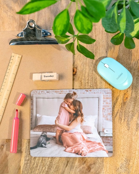 Regalos de Fotoprix, alfombrilla de ratón con foto. Producto ideal para regalar a quien tú quieras y así recordar siempre ese momento especial.