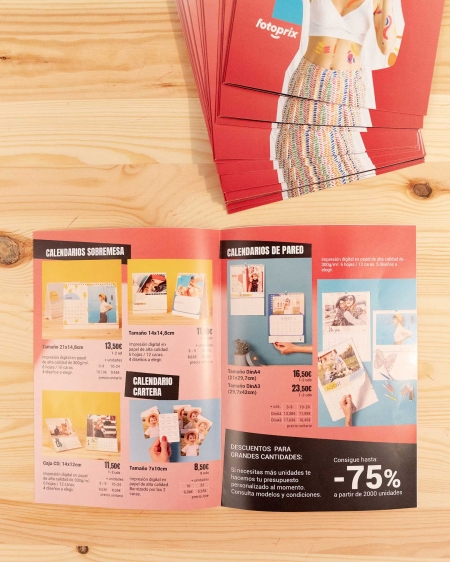 Folletos de Fotoprix, un producto de imprenta personalizado con fotos ideal para dar a conocer tu empresa. Puedes meter tantos textos e imágenes como quieras.