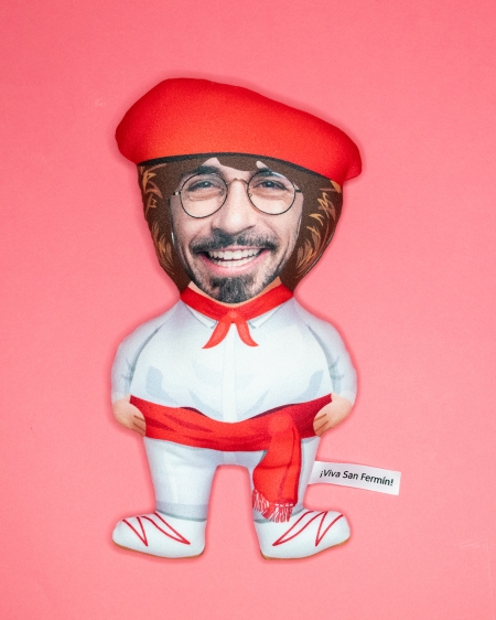 Dibuñeco personaje: muñeco personalizado divertido de tela. Modelo Chulapo. Dibuñeco personaje: muñeco personalizado divertido de tela. Modelo Chulapo.