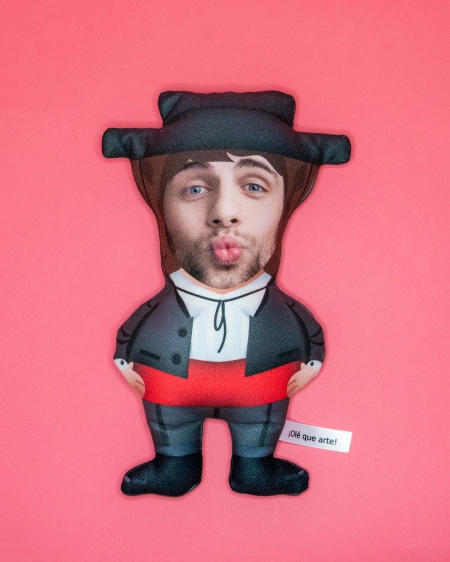 Dibuñeco personaje: muñeco personalizado divertido de tela. Modelo Flamenco. Dibuñeco personaje: muñeco personalizado divertido de tela. Modelo Flamenco.
