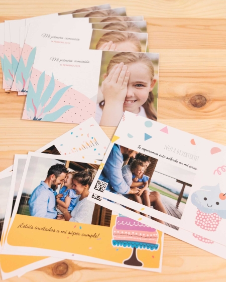 Invitaciones de Fotoprix, un producto de imprenta personalizado con fotos ideal para regalar a alguien, para dar a conocer a tu empresa o para recordar un día especial.