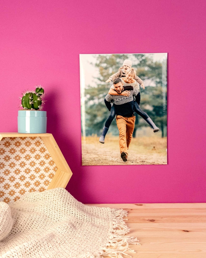 Fotodecoración de Fotoprix, poster personalizado. Dale color a las paredes de tu hogar imprimiendo tu foto favorita bien grande y te emocionarás cada día.