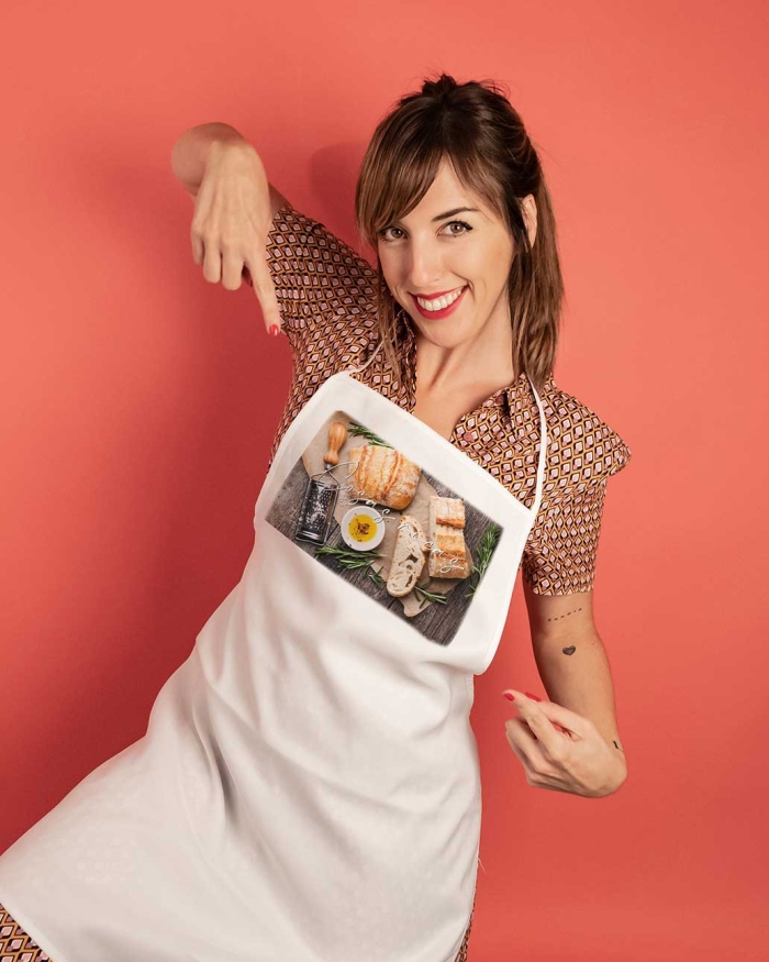 Regalos de Fotoprix, delantal personalizado para tu hogar. Usa tu foto favorita y disfrutarás de ese momento especial mientras cocinas de la forma más original.
