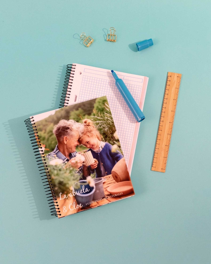 Imprenta de Fotoprix, cuaderno con espiral personalizado con fotos. Un bloc de notas de lo más original para anotar tus tareas tanto en casa como en la ofi mientras disfrutas de tu foto favorita.