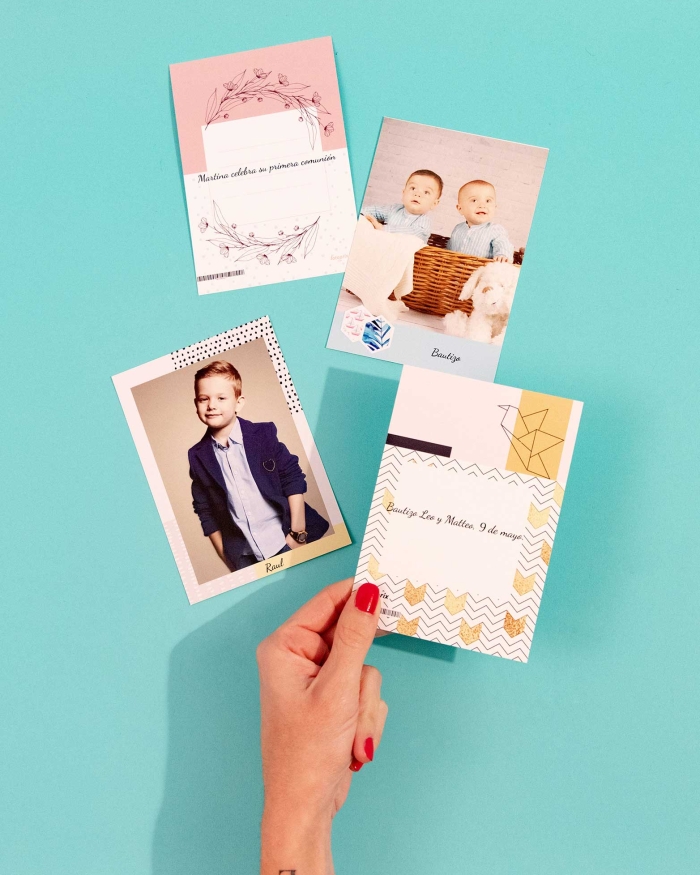 Recordatorios de Fotoprix, foto en uso del producto de imprenta personalizado con fotos. Es ideal para regalar a alguien esa foto de aquel día especial.

